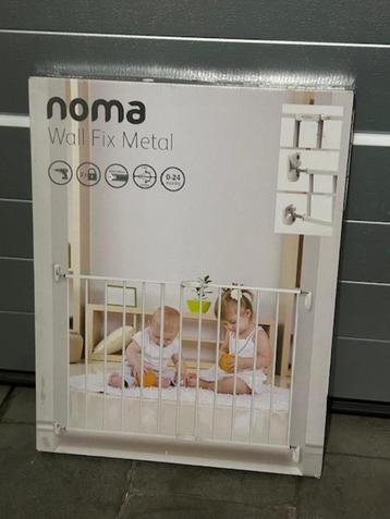 Noma Wall Fix Metal traphekje (nieuw) beschikbaar voor biedingen