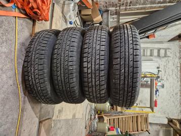 4x140 velgen+spijkerbanden peugeot 604 beschikbaar voor biedingen
