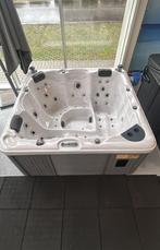 Jacuzzi - Atlantic, Tuin en Terras, Bubbelbaden en Hottubs, Ophalen, Gebruikt, Filter, Vast