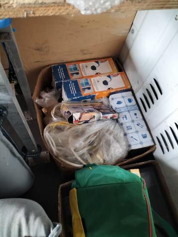 Rommelmarkt spullen gratis alles, Enlèvement, Comme neuf