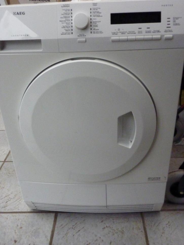 Condensatie droogkast AEG voor 8 kg, Elektronische apparatuur, Droogkasten, Zo goed als nieuw, Condens, Voorlader, 8 tot 10 kg