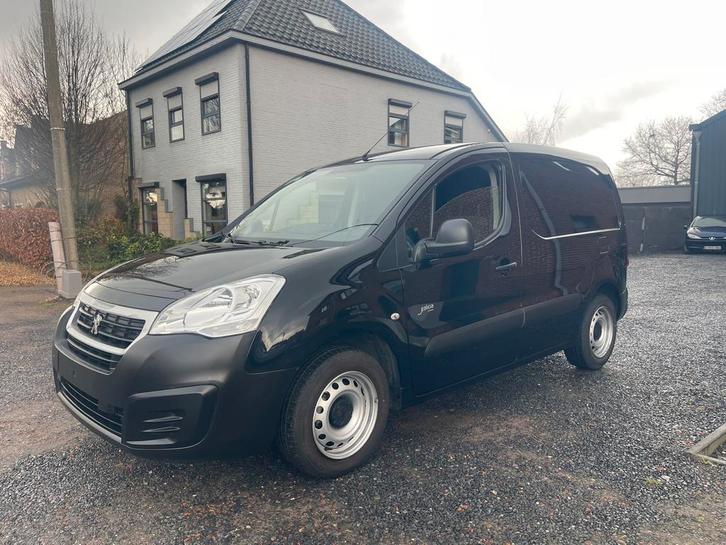 Peugeot Partner 1.6i Essence,Airco,Utilitair,16.000km.!!, Autos, Camionnettes & Utilitaires, Particulier, Achat, ABS, Airbags