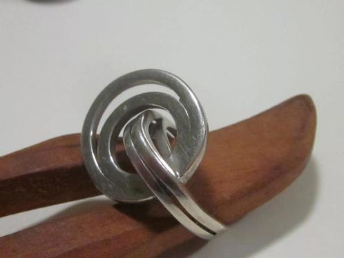 VROLIJK KERSTFEEST Prachtige modernistische zilveren ring T5, Handtassen en Accessoires, Ringen, Zilver, Zilver, Ophalen of Verzenden