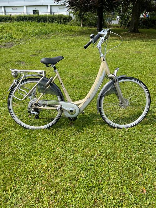 Mooie Elektrische Fiets Sparta, Batterij te vervangen, Fietsen en Brommers, Elektrische fietsen, Zo goed als nieuw, Sparta, Ophalen of Verzenden