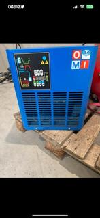 Omi vriezer/droger, Doe-het-zelf en Bouw, Compressors, Ophalen, Zo goed als nieuw