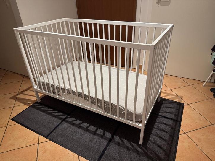 Kinderbed 60x120 wit, Enfants & Bébés, Chambre d'enfant | Lits, Comme neuf, Moins de 140 cm, Moins de 70 cm, Matelas, Enlèvement ou Envoi