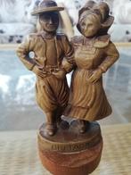 Bretonse sculptuur van een koppel, Antiek en Kunst, Ophalen of Verzenden