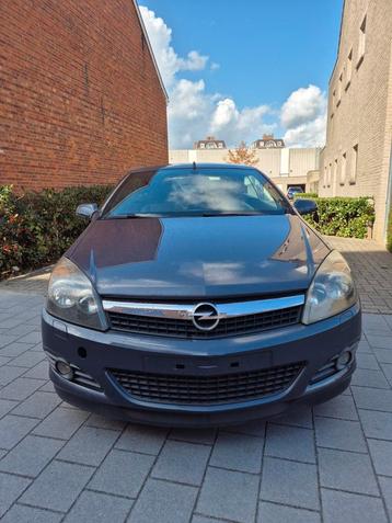 Opel astra cabrio 1.6 benzine van 2007 beschikbaar voor biedingen