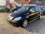 MB B180 CDI AUTOMAAT Half Leer ALU! 140 DKM!, Auto's, Monovolume, 4 cilinders, Leder en Stof, Zwart