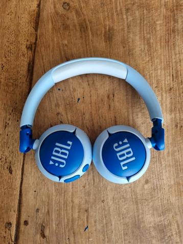 JBL junior 320bt beschikbaar voor biedingen