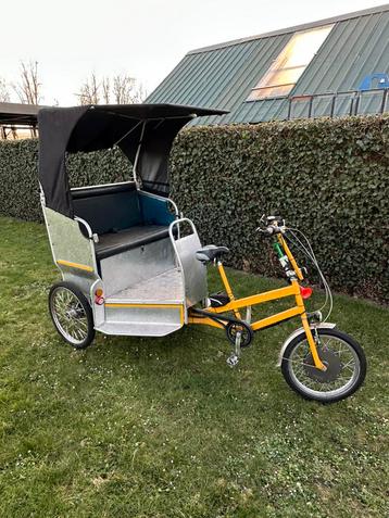 riksja fiets beschikbaar voor biedingen