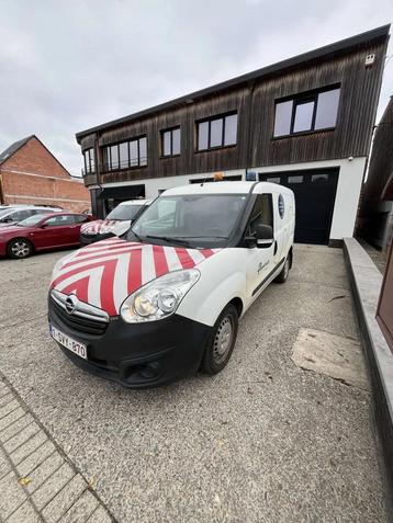 Opel Combo 1.4 Turbo EURO 6 b / AC / 3300+btw (bj 2017) beschikbaar voor biedingen