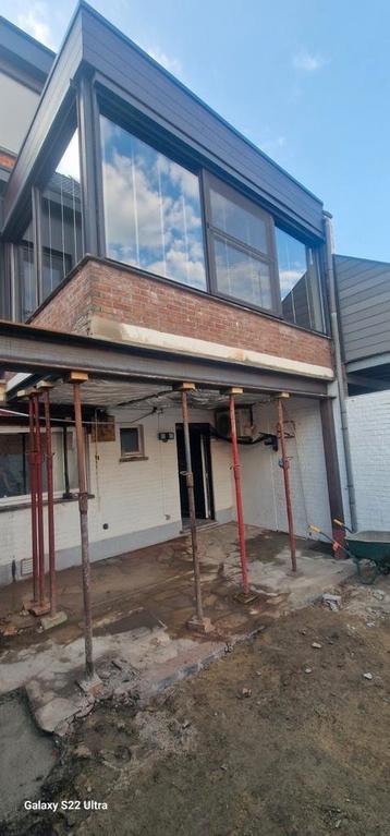 Poutrel plaatsen werken.ik werken helemaal Belgium0466498753 beschikbaar voor biedingen