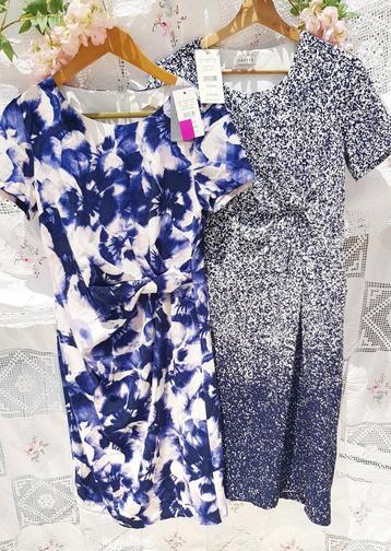 SET VAN TWEE BLAUW/WITTE JURKEN (Engels merk) beschikbaar voor biedingen