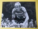 wielerfoto 1974 team brooklyn gios patrick sercu signe, Comme neuf, Envoi