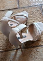 Pumps Patricia pepe, Guess M36, Ophalen, Zo goed als nieuw, Pumps