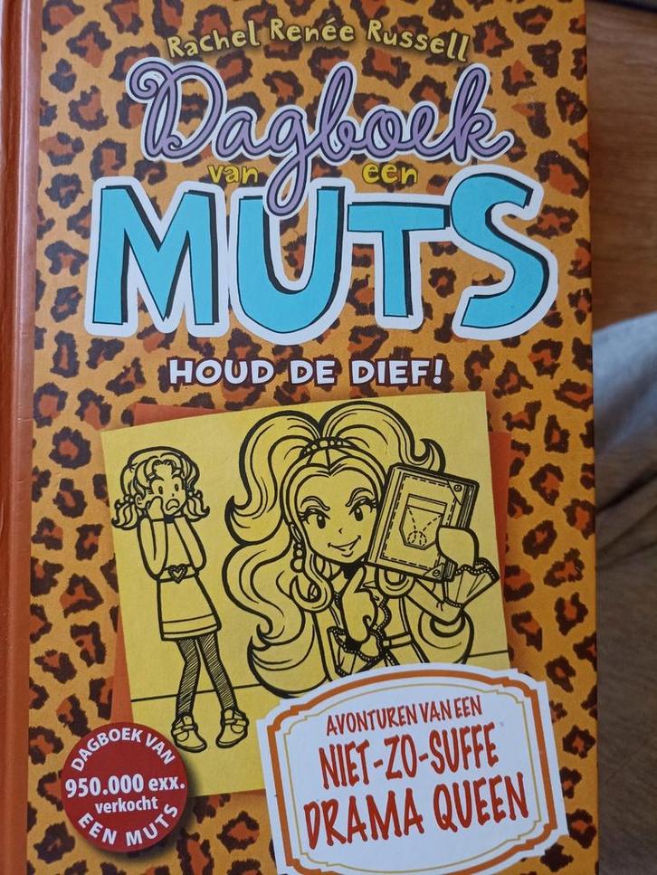 Rachel Renée Russell - Houd de dief!, Boeken, Kinderboeken | Jeugd | 10 tot 12 jaar, Zo goed als nieuw, Ophalen of Verzenden