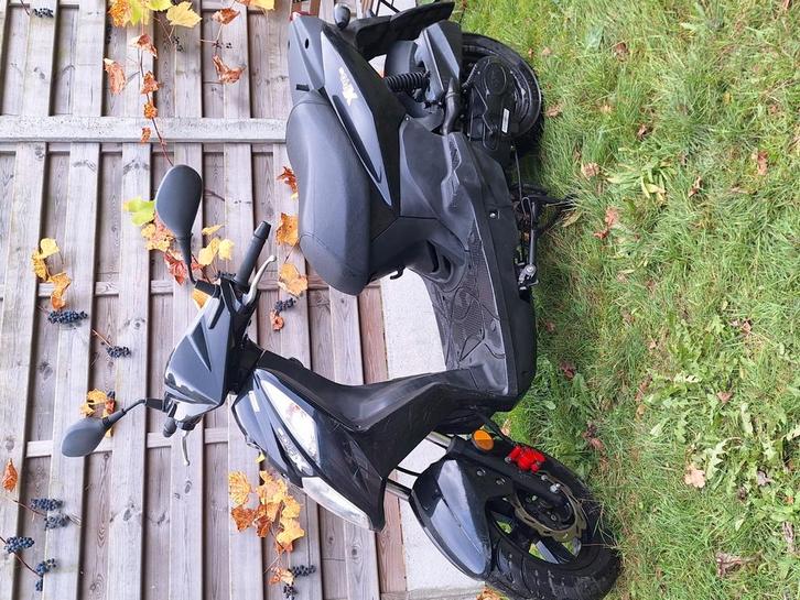 Sym X Pro B klasse start en rijd goed papieren en sleutel, Fietsen en Brommers, Scooters | SYM, Zo goed als nieuw, Fiddle, Benzine