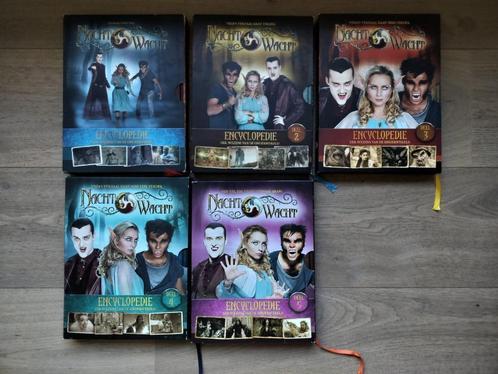 Nachtwacht Encyclopedie Boeken 5 delen, Boeken, Kinderboeken | Jeugd | onder 10 jaar, Zo goed als nieuw, Fictie algemeen, Ophalen