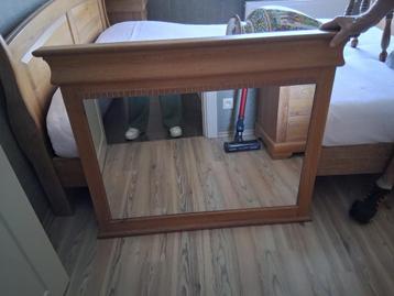 Spiegel beschikbaar voor biedingen