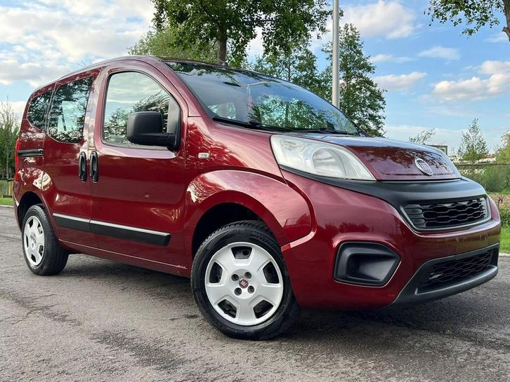 Fiat Qubo Pop 5 portes 1.4/57kw   Essence 126.00 KM  2017, Auto's, Fiat, Particulier, Qubo, ABS, Benzine, Berline, 5 deurs, Handgeschakeld