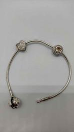 Pandora armband, love & passion, Nieuw, Ophalen of Verzenden, Met bedels of kralen, Zilver