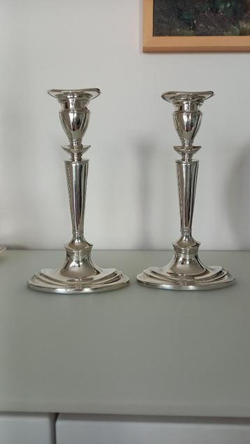 Ensemble de bougeoirs beschikbaar voor biedingen