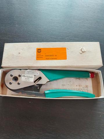 Harting Astrol tool Crimp tool beschikbaar voor biedingen