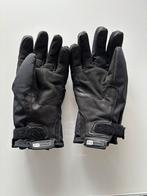 Handschoenen motor, Ophalen, Handschoenen