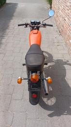 Honda CB125s, 123 cc, 11 kW of minder, 1 cilinder, Naked bike