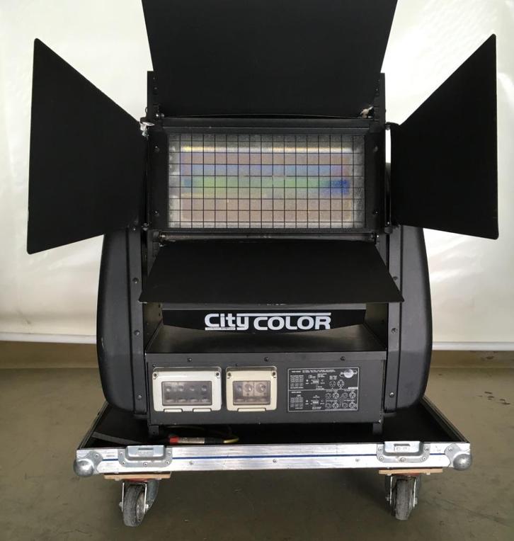 City color MHD 1800 spot met flightcase, Muziek en Instrumenten, Licht en Laser, Gebruikt, Licht, Kleur, Ophalen