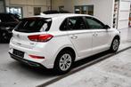 Hyundai i30 i30 1.0i Modern - NAVI SMART / CAMERA / PDC / CC, Auto's, Hyundai, Voorwielaandrijving, Gebruikt, Euro 6, Wit