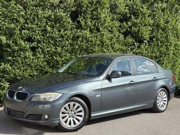 BMW 3 Serie 318 d+NAVI+AIRCO+CUIR+JANTES+EURO 5 (bj 2010) beschikbaar voor biedingen
