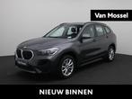 BMW X1 sDrive16dA (85 kW) LEDER | Zetelverwarming | NAVI | C, Stof, Bedrijf, 3 cilinders, Zilver of Grijs