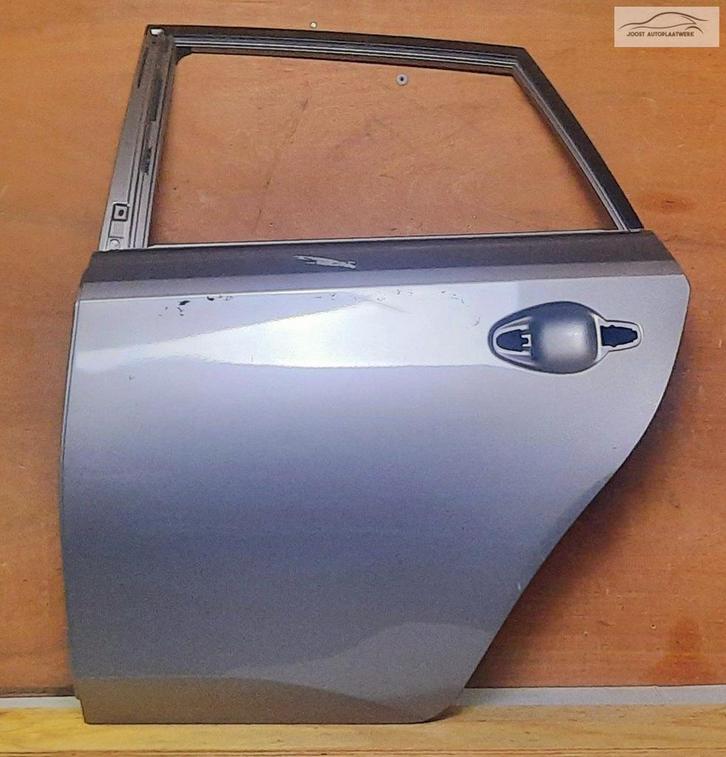 Portier deur linksachter Toyota Auris E18 Wagon 2012-2018, Auto-onderdelen, Carrosserie, Deur, Toyota, Achter, Links, Gebruikt