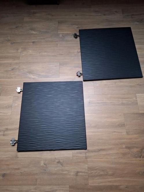 Ikea LAXVIKEN, 2 portes noires 60x64 cm, Maison & Meubles, Accessoires pour la Maison | Étagères murales & Rayons de bibliothèque