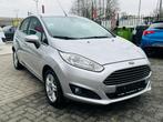 Ford Fiesta Titanium 1.0 Facelift motorschade !!!!!!!, Bedrijf, Handgeschakeld, Fiësta, Zilver of Grijs