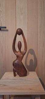 statue en bois, Enlèvement