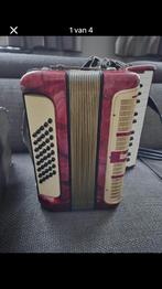 Accordeon, Muziek en Instrumenten, Accordeons, Ophalen, Zo goed als nieuw, Knopaccordeon, Met riemen