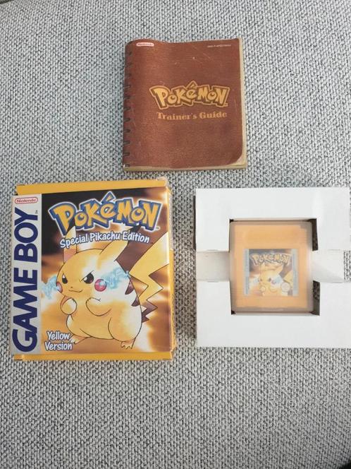 Pokémon Yellow Special Pikachu Edition (Complete in Box), Games en Spelcomputers, Games | Nintendo Game Boy, Zo goed als nieuw