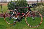 Eddy Merckx EMX-1 carbone taille 56 Shimano 105, Vélos & Vélomoteurs, Comme neuf, 53 à 57 cm, Enlèvement, Carbone