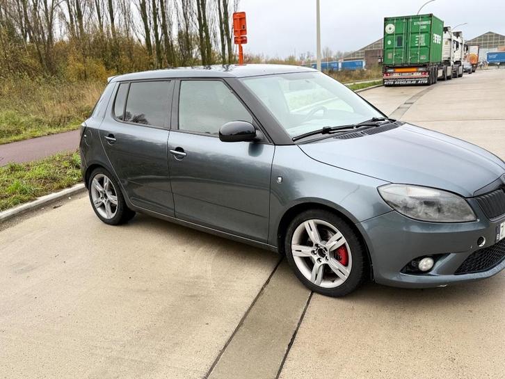 Skoda fabia 1.4 TSI 180PK RS **114.000**Km Automaat DSG, Auto's, Skoda, Bedrijf, Fabia, Automaat, Onderhoudsboekje, Ophalen