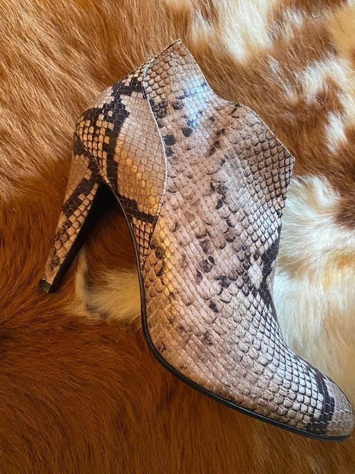 Mt 39 SUPER SEXY PRACHTIGE KORTE LAARZEN, Kleding | Dames, Schoenen, Pumps, Ophalen