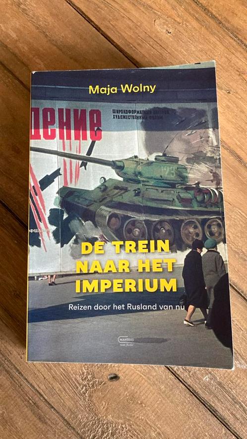 Maja Wolny - De trein naar het Imperium, Boeken, Literatuur, Zo goed als nieuw, Ophalen of Verzenden