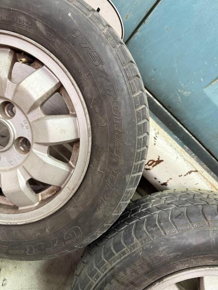 Set de jantes 13 pouces pour VW Golf 1, Autos : Pièces & Accessoires, Pneus & Jantes, Jante(s), Pneus été, 13 pouces, 175 mm, Véhicule de tourisme