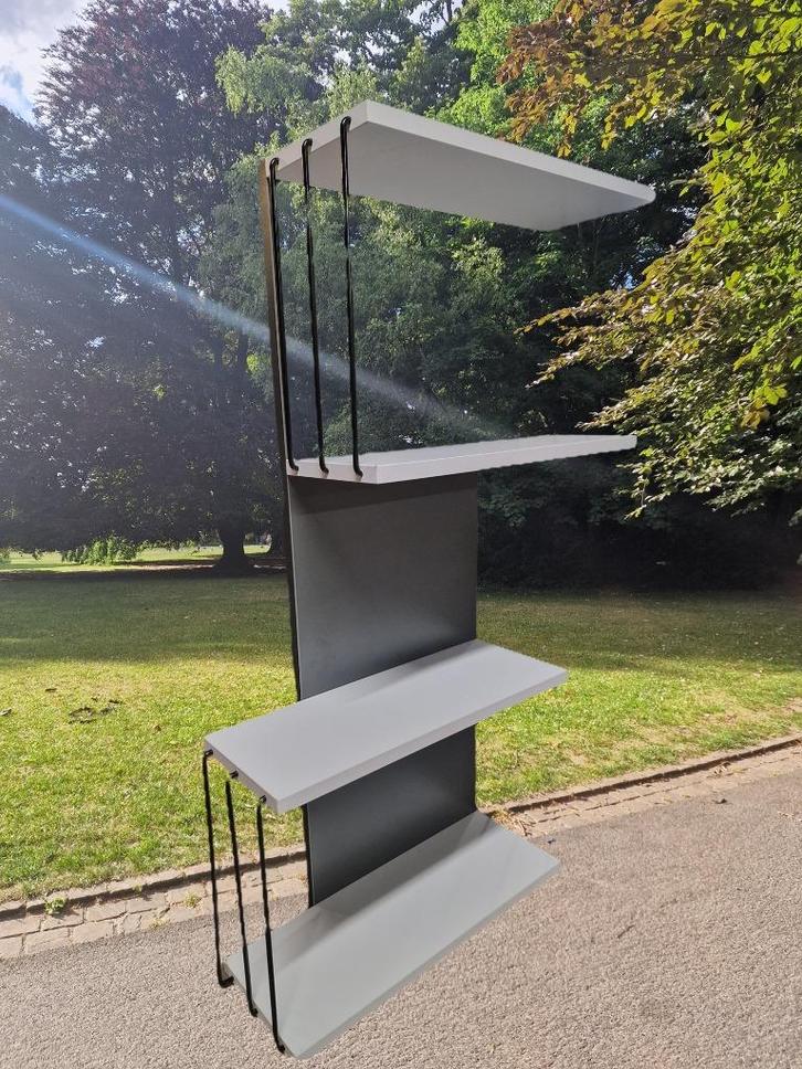 Étagère/Shelf black and white - Comme neuve et déjà montée, Huis en Inrichting, Kasten | Stellingkasten, Zo goed als nieuw, Ophalen