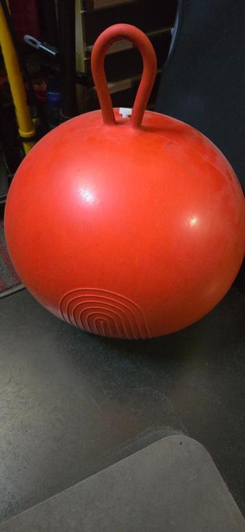 Vintage springbal beschikbaar voor biedingen