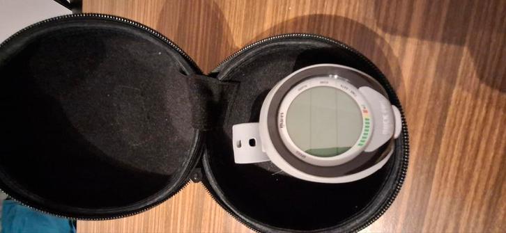 Mares Puck Pro Duikcomputer – grijs (met case), Watersport en Boten, Duiken, Zo goed als nieuw, Duikcomputer, Ophalen of Verzenden