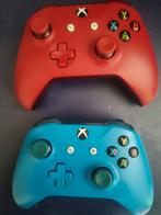 2 xbox one controllers, Games en Spelcomputers, Spelcomputers | Xbox | Accessoires, Ophalen of Verzenden, Zo goed als nieuw, Xbox One