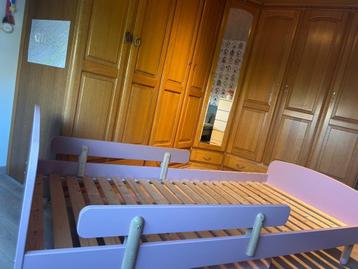 Flexa nachtkastje en anti-uitvalbescherm beschikbaar voor biedingen